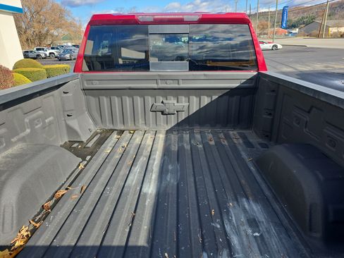 Used 2019 Chevrolet Silverado 1500 LTZ w/ LTZ Convenience Package image 5