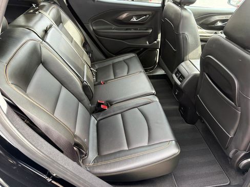 Used 2018 GMC Terrain SLT w/ Infotainment Package II AWD/4WD image 12