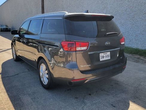 Used 2015 Kia Sedona EX w/ EX Premium Package FWD image 7