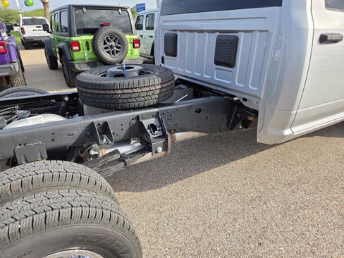New 2026 RAM 3500 Tradesman AWD/4WD image 22