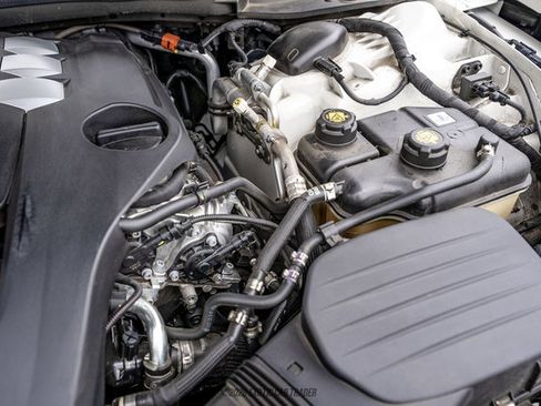 Used 2023 Maserati Quattroporte GT RWD image 17