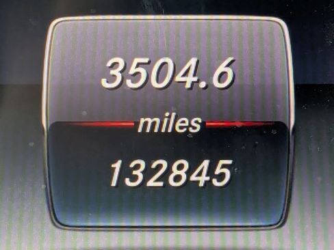 Used 2017 Mercedes-Benz C 300 C 300 image 11