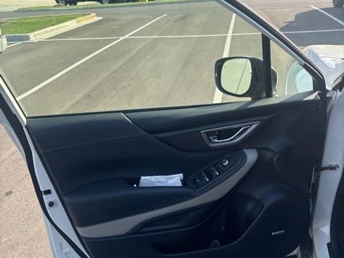 Used 2023 Subaru Forester Limited w/ Popular Package #2 image 13