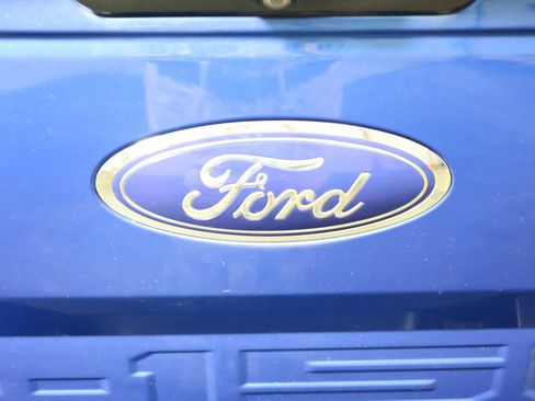 Used 2018 Ford F150 XLT w/ Equipment Group 302A Luxury AWD/4WD image 8