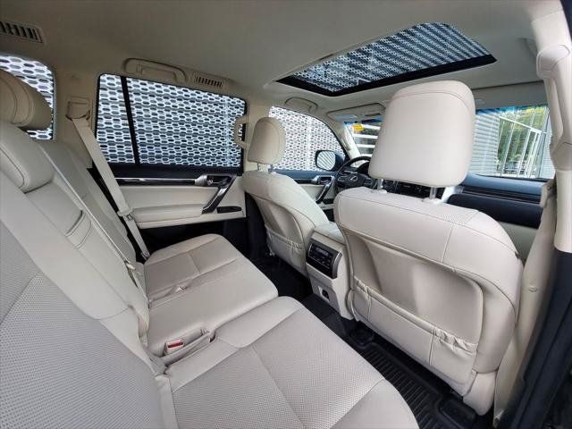 Used 2023 Lexus GX 460 Premium w/ Premium Package AWD/4WD image 25