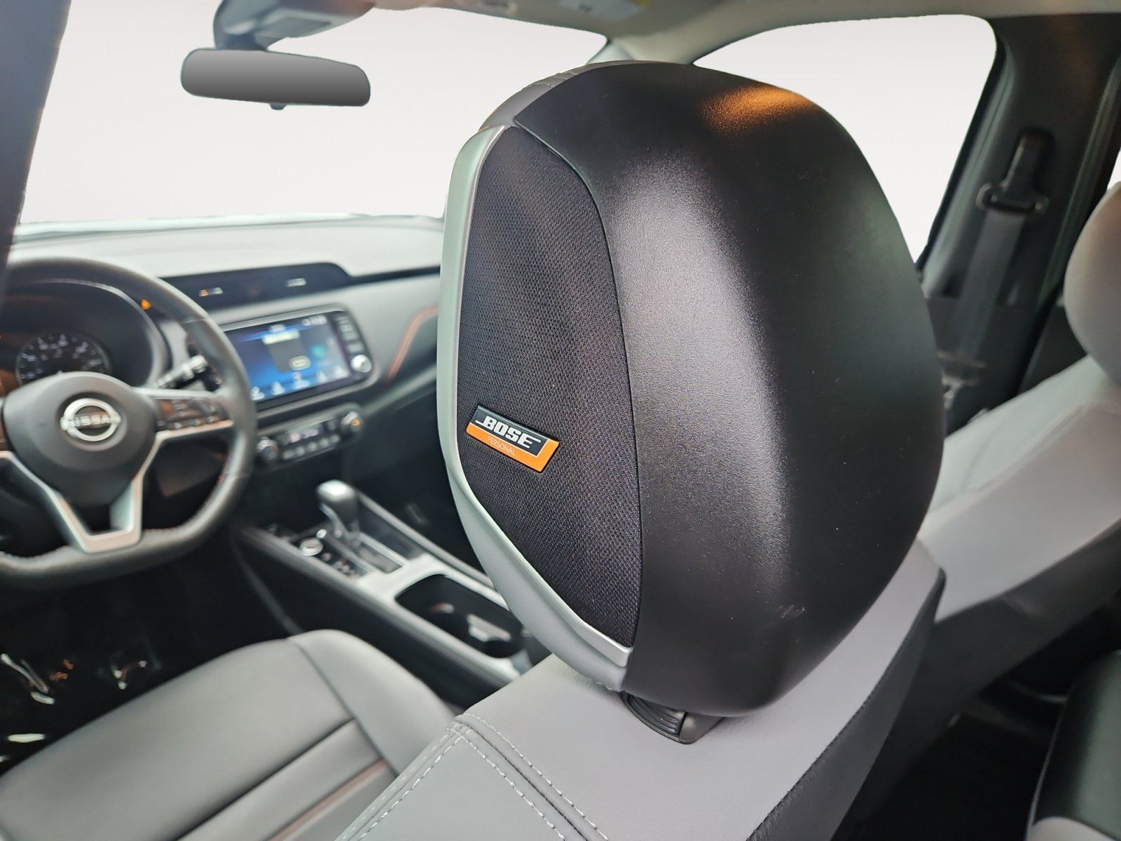 Used 2023 Nissan Kicks SR w/ SR Premium Package FWD image 16
