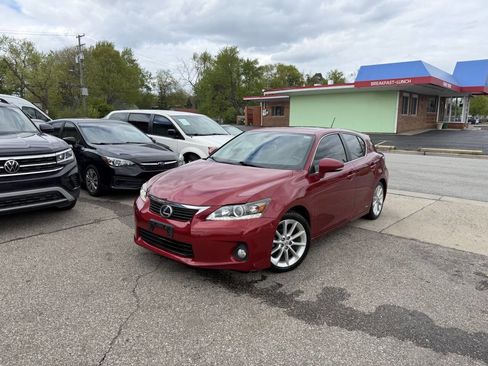 Used 2012 Lexus CT 200h Premium w/ Premium Audio Pkg FWD image 2