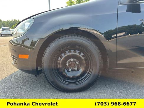 Used 2012 Volkswagen Golf 2-Door FWD image 23