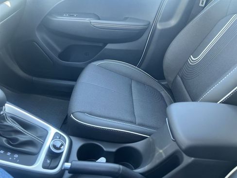 Used 2026 Hyundai Venue SEL image 19