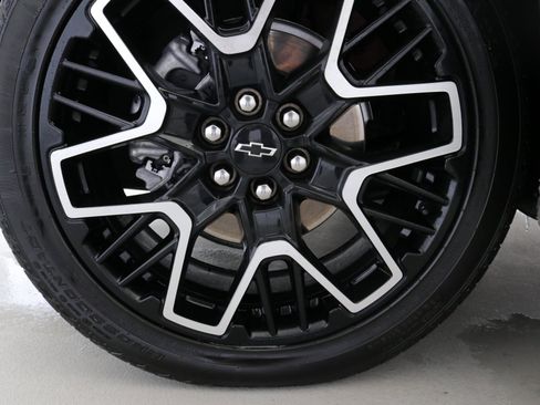 Used 2023 Chevrolet Blazer RS w/ Driver Confidence II Package image 34