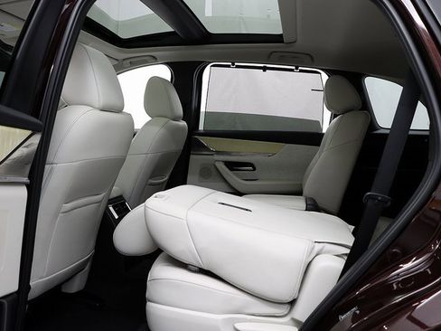 Used 2024 MAZDA CX-90 3.3 Turbo S w/ Premium Plus image 13