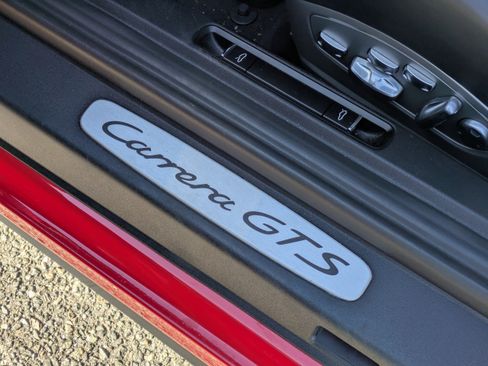 Used 2015 Porsche 911 Carrera GTS image 13