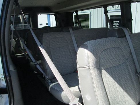 Used 2025 Chevrolet Express 3500 LT w/ LT Preferred Equipment Group RWD image 15