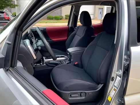 Certified 2022 Toyota Tacoma SR5 w/ Technology Package RWD image 8