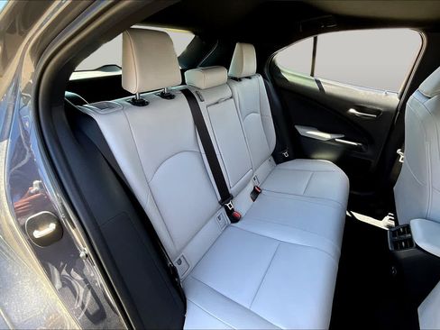 Used 2025 Lexus UX 300h FWD w/ Accessory Package (Z1) image 17