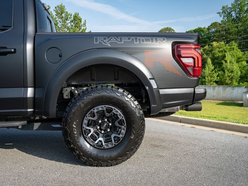 Used 2025 Ford F150 Raptor w/ Equipment Group 803A Raptor R AWD/4WD image 18