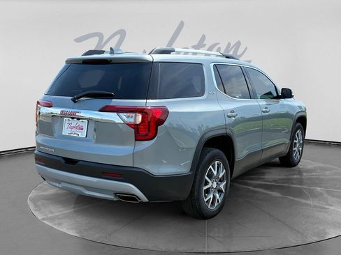Used 2023 GMC Acadia SLT w/ Preferred Package FWD image 8