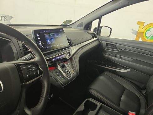 Used 2025 Honda Odyssey Sport-L image 25