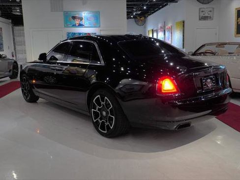 Used 2017 Rolls-Royce Ghost RWD image 5