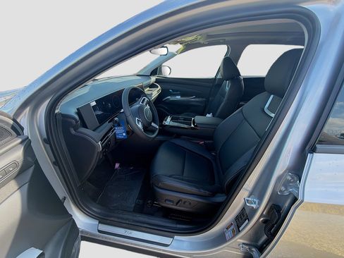 New 2026 Hyundai Tucson Limited FWD image 14