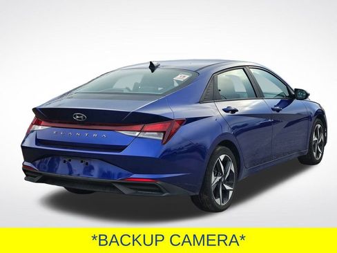 Used 2023 Hyundai Elantra SEL w/ Convenience Package image 7