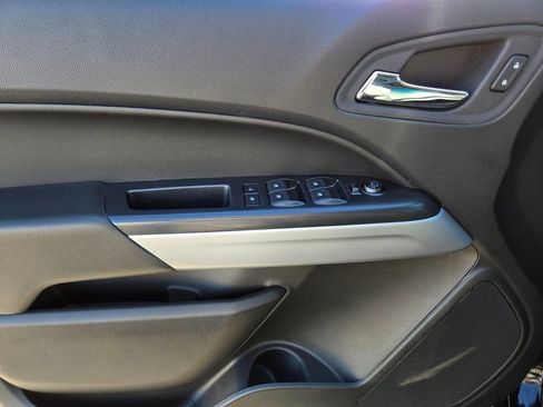 Used 2022 Chevrolet Colorado ZR2 image 19