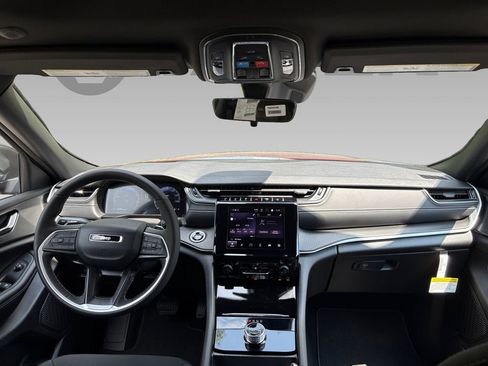 New 2025 Jeep Grand Cherokee Laredo X w/ Luxury Tech Group I image 3