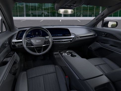 New 2026 Cadillac Lyriq Luxury image 15