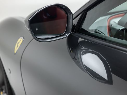 Used 2022 Ferrari Roma RWD image 19