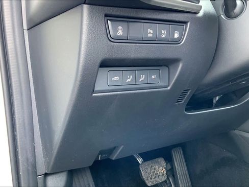 Used 2024 MAZDA CX-90 Plug-In Hybrid w/ Premium Pkg image 37