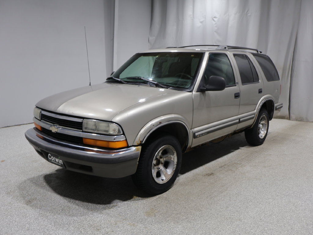 Used 1998 Chevrolet Blazer LS w/ Preferred Equipment Group RWD image 12