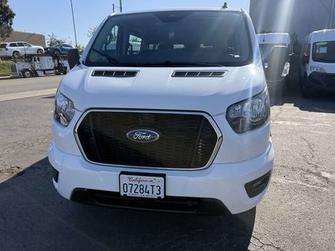Used 2023 Ford Transit 350 XLT RWD image 3