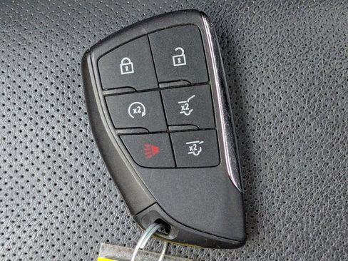 Used 2022 GMC Yukon SLT w/ SLT Luxury Package image 38