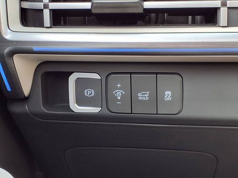 Used 2025 Hyundai Santa Fe Calligraphy AWD/4WD image 15