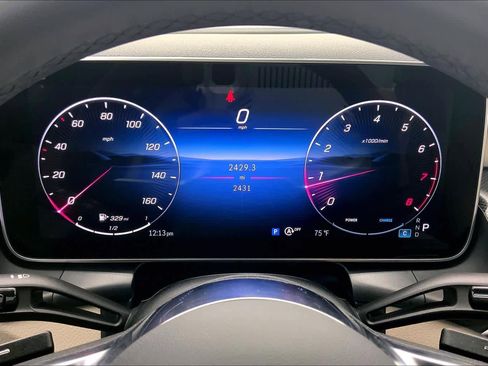 Used 2026 Mercedes-Benz GLC 300 image 23