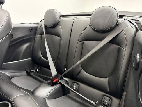 Used 2017 MINI Cooper S image 17