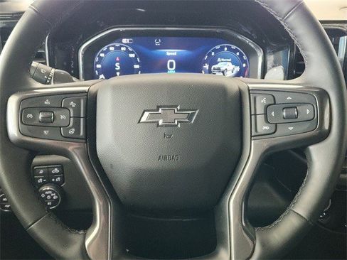 Certified 2025 Chevrolet Silverado 1500 ZR2 w/ Technology Package image 8