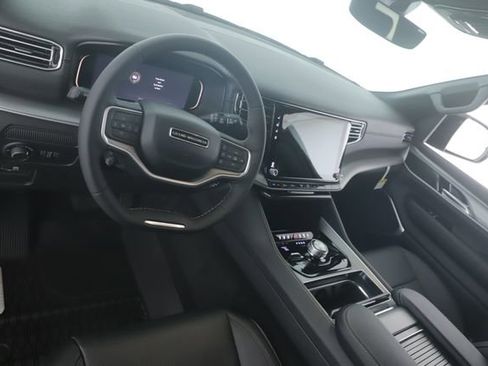 New 2026 Jeep Grand Wagoneer 4WD image 17