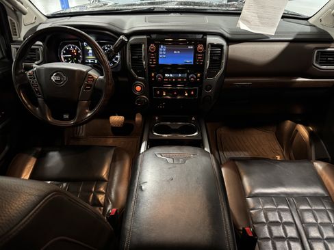 Used 2017 Nissan Titan Platinum Reserve image 22