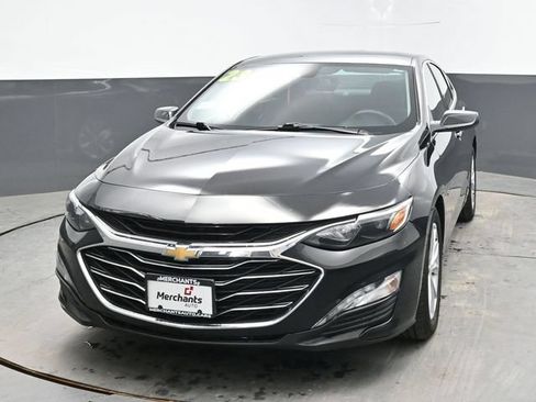 Used 2023 Chevrolet Malibu LT w/ Driver Confidence Package FWD image 2