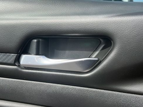 Certified 2019 Nissan Altima 2.5 SR w/ SR Premium Package image 16