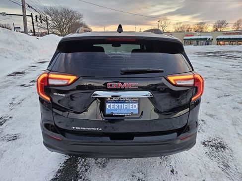 Certified 2022 GMC Terrain SLE w/ Driver Convenience Package image 6