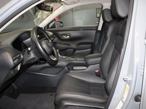 Used 2026 Honda HR-V EX-L image 12