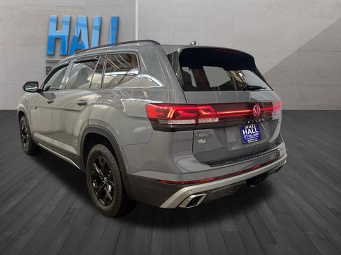 Certified 2024 Volkswagen Atlas Peak Edition SEL image 4