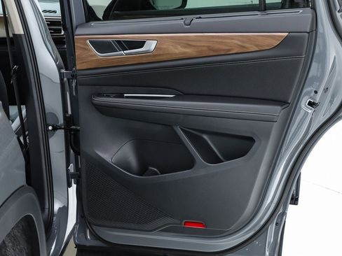 New 2026 Volkswagen Atlas SE FWD image 70