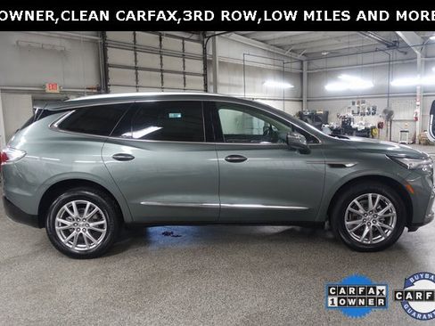 Used 2024 Buick Enclave Essence w/ Experience Buick Package image 8