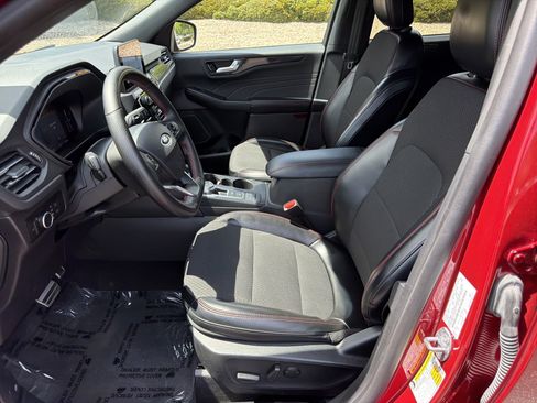 Used 2024 Ford Escape ST-Line FWD image 9