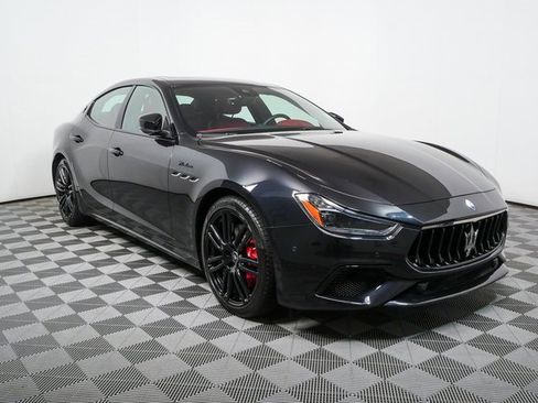 Used 2023 Maserati Ghibli Modena Q4 image 27