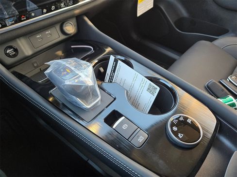 New 2025 Nissan Rogue Platinum w/ Platinum Premium Package image 12