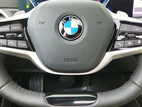 Used 2025 BMW 330i xDrive Sedan image 41